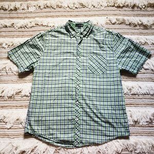 Transnine Short Sleeve Plaid Button Down XL